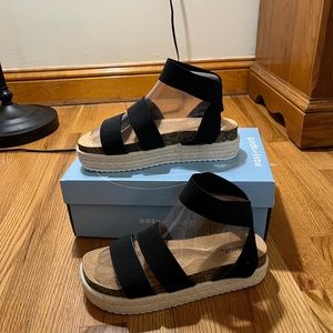 Black Strap Platform Sandals